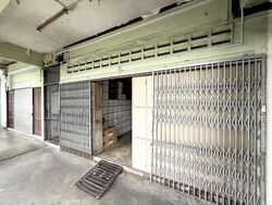 Yu Li Industrial Building (D14), Shop House #581310361
